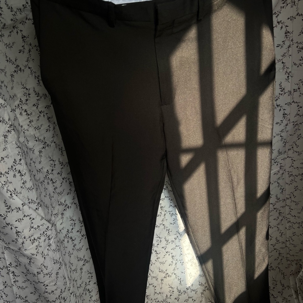 Haggar Men's Elegant Black Dress Pants